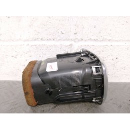 BOCCHETTA ARIA AREAZIONE ANT. DX CITROEN C4 PICASSO DEL 2012 COD. 9683043377  2400000088103