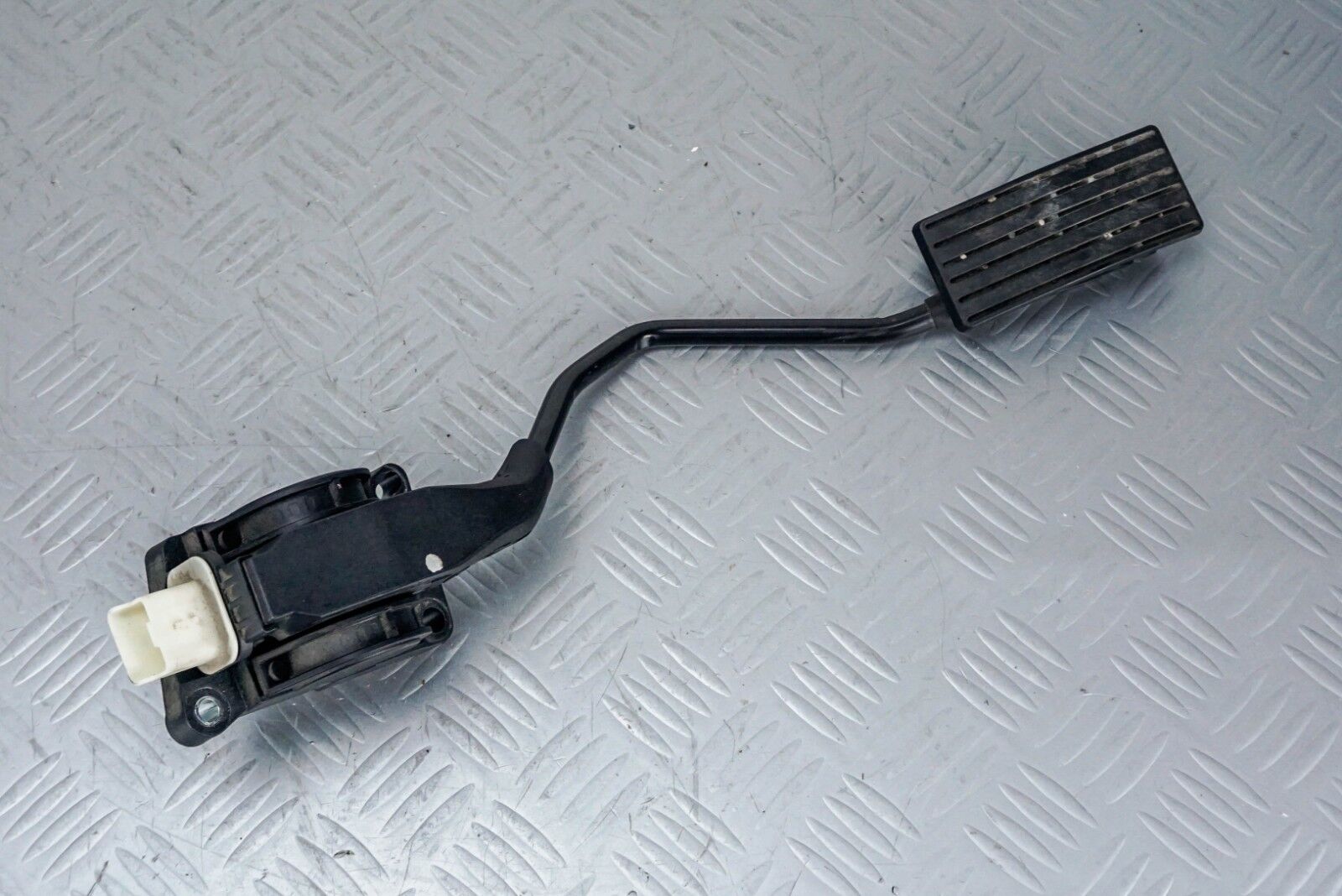 594 PEDALE ACCELERATORE PEUGEOT 407 SW DAL 2004 AL 2012 COD. 9644939680