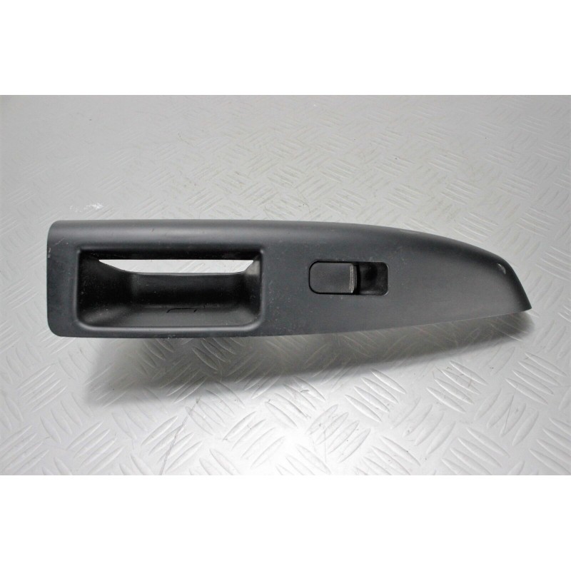 PULSANTIERA ALZACRISTALLI POST. DX KIA SOUL DAL 2008 AL 2014 COD. 486520-1110  2400000008111