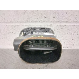 BOCCHETTA ARIA AREAZIONE ANT. DX CITROEN C4 PICASSO DEL 2012 COD. 9683043377  2400000088103