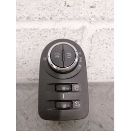 GRUPPO COMANDO LUCI FARI OPEL CORSA D DEL 2009 COD. 13310331  2400000087106