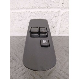 PULSANTIERA ALZAVETRO ALZACRISTALLO ANT. SX MITSUBISHI COLT DEL 2007 COD. 8608A0  2400000087625