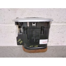 BOCCHETTA ARIA AREAZIONE ANT. DX CITROEN C4 PICASSO DEL 2012 COD. 9683043377  2400000088103