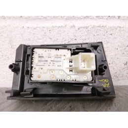 PULSANTIERA ALZAVETRO ALZACRISTALLO POST. DX TOYOTA AURIS COD. 7427102630  2400000089612