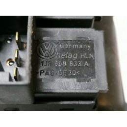 PULSANTIERA APRI BAGAGLIAIO BENZINA VW PASSAT SW DAL 1996 AL 2005  2400000053736