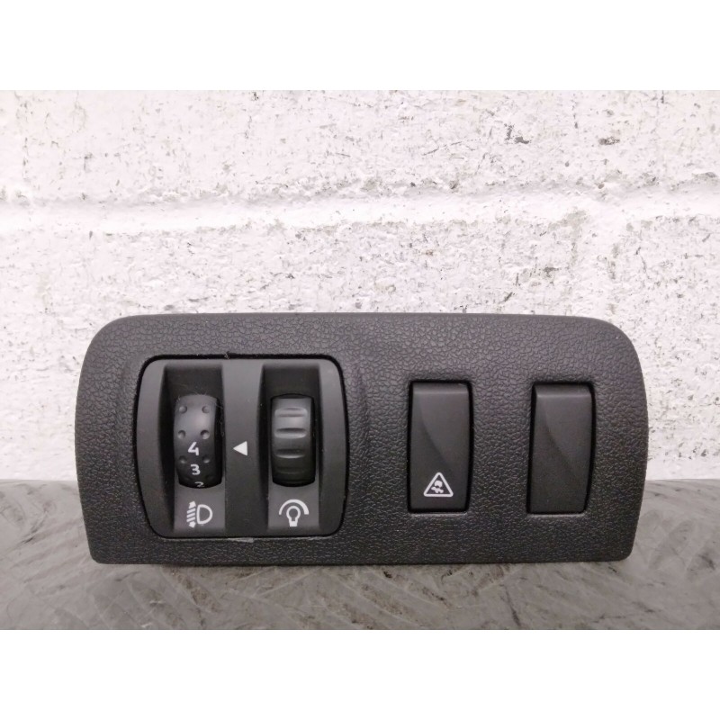 PULSANTIERA REGOLAZIONE LUCI FARI RENAULT MEGANE DEL 2008 COD. 64850001  2400000090779