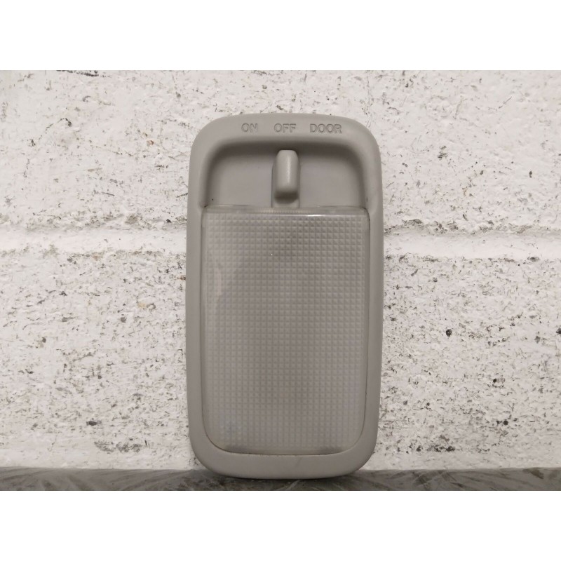 PLAFONIERA LUCE ABITACOLO POST. TOYOTA YARIS DEL 2002  2400000090854