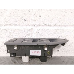 PULSANTIERA ALZAVETRO ALZACRISTALLO ANT. SX OPEL VIVARO DEL 2006 COD. 8200396435  2400000090823
