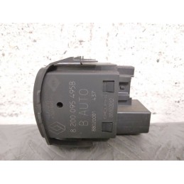 PULSANTIERA REGOLAZIONE LUCI FARI RENAULT MEGANE DEL 2005 COD. 8200095495B  2400000094494