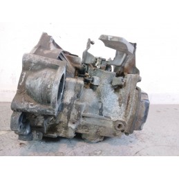 CAMBIO MANUALE VW POLO 9N 1.4 TDI DEL 2004 5 MARCE  2400000096672
