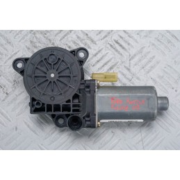 MOTORINO ALZAVETRO ANT. DX FORD FIESTA 5 PORTE DAL 2005 AL 2009 COD. 0130821939  2400000008637