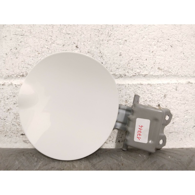 SPORTELLINO CARBURANTE BENZINA TOYOTA AYGO DEL 2012  2400000102335