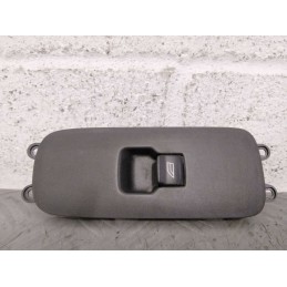 PULSANTIERA ALZAVETRO ALZACRISTALLO ANT. DX VOLVO V50 DEL 2004 COD. 8679669  2400000105084