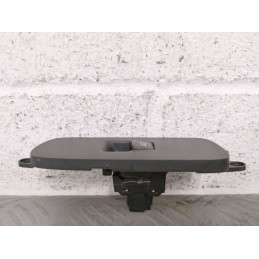 PULSANTIERA ALZAVETRO ALZACRISTALLO ANT. DX VOLVO V50 DEL 2004 COD. 8679669  2400000105084