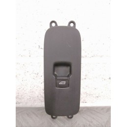 PULSANTIERA ALZAVETRO ALZACRISTALLO ANT. DX VOLVO V50 DEL 2004 COD. 8679669  2400000105084