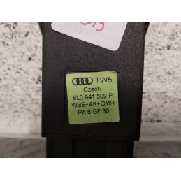 PULSANTIERA COMANDO 4 FRECCE AUDI A3 DEL 2000 COD. 8L0941509P  2400000104384