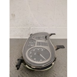 CONTACHILOMETRI QUADRO STRUMENTI RENAULT CLIO 1.2 B. DEL 2003 COD. 8200261086  2400000100263