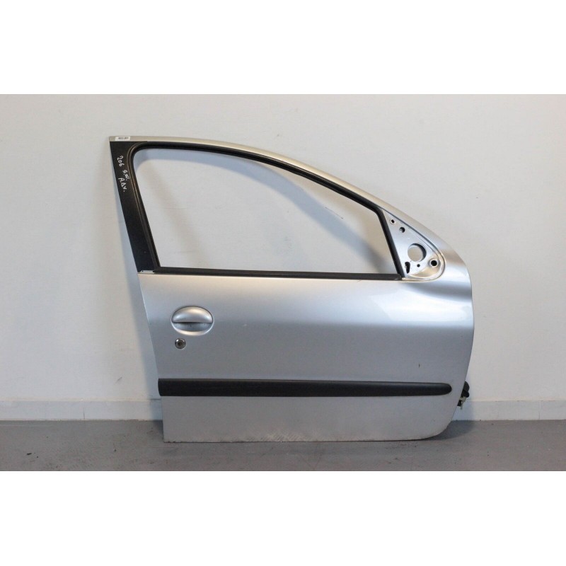SPORTELLO ANTERIORE DESTRO PEUGEOT 206 SW DAL 2002 AL 2009  2400000008763