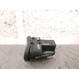 PULSANTIERA ALZAVETRO ALZACRISTALLO POST. DX FORD FOCUS DEL 2003  2400000107736