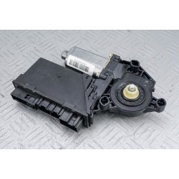 MOTORINO ALZAVETRO ALZACRISTAL. ANT DX AUDI A4 BERLINA ANNO 97-01 COD 8E0959902A  2400000009169